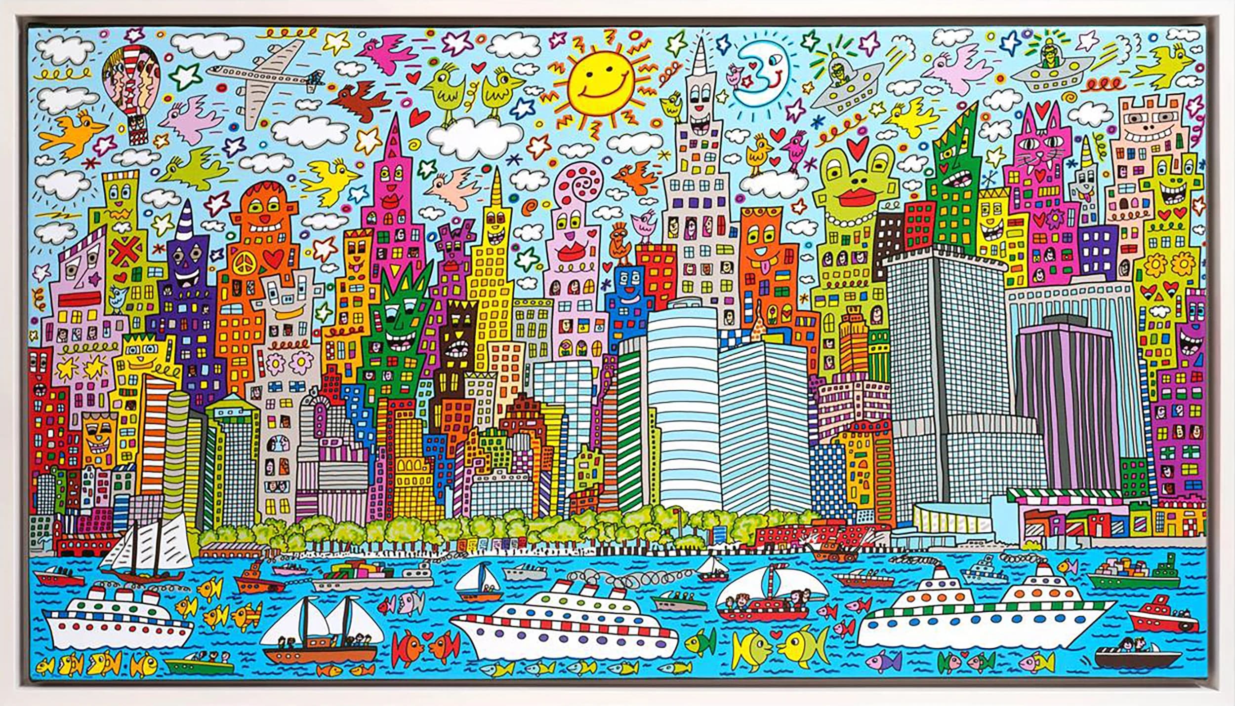 Bunte Stadt mit Gesichtern, Wolken und Flugzeugen über einem Hafen mit Schiffen und Booten.