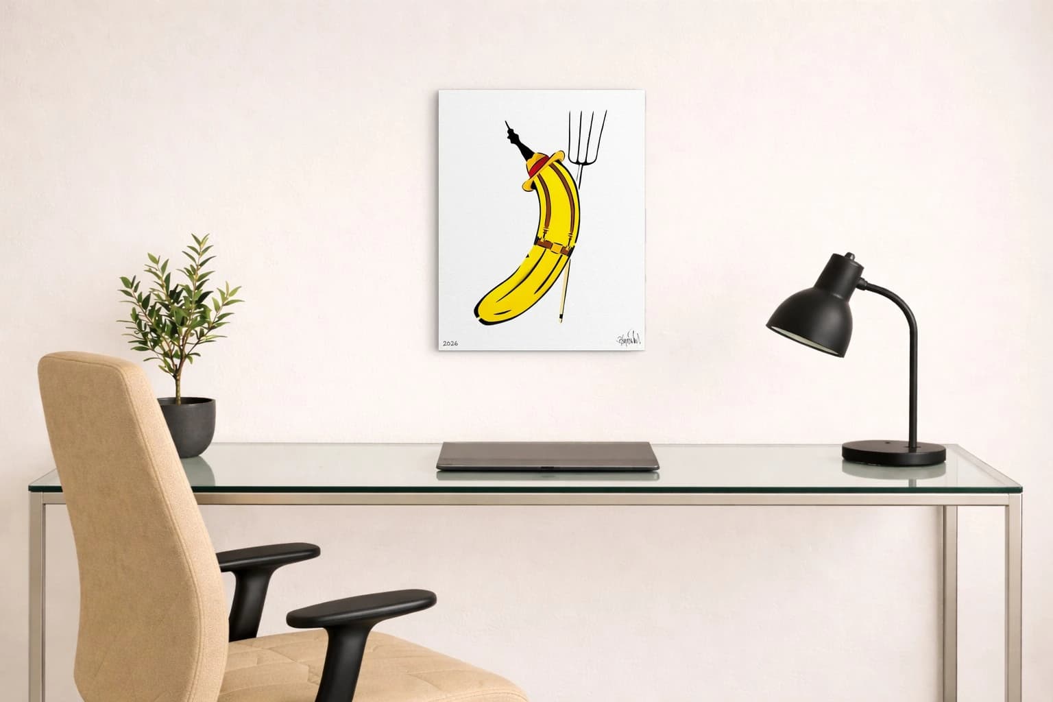 Gelbe Banane als Pistole mit Gabel und Stock auf Weiß, unten 2026 und Signatur, als Kunstwerk an der Wand eines Raums.