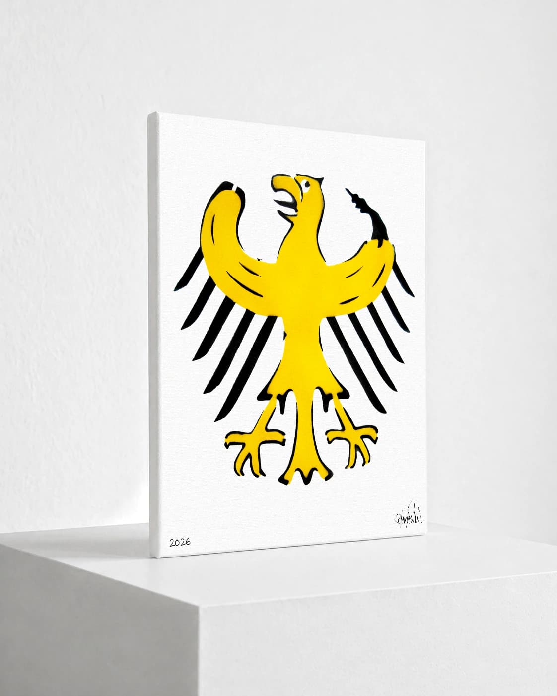 Gelber Adler mit schwarzen Flügeln auf weißem Hintergrund, unten links 2026 und unten rechts Signatur.