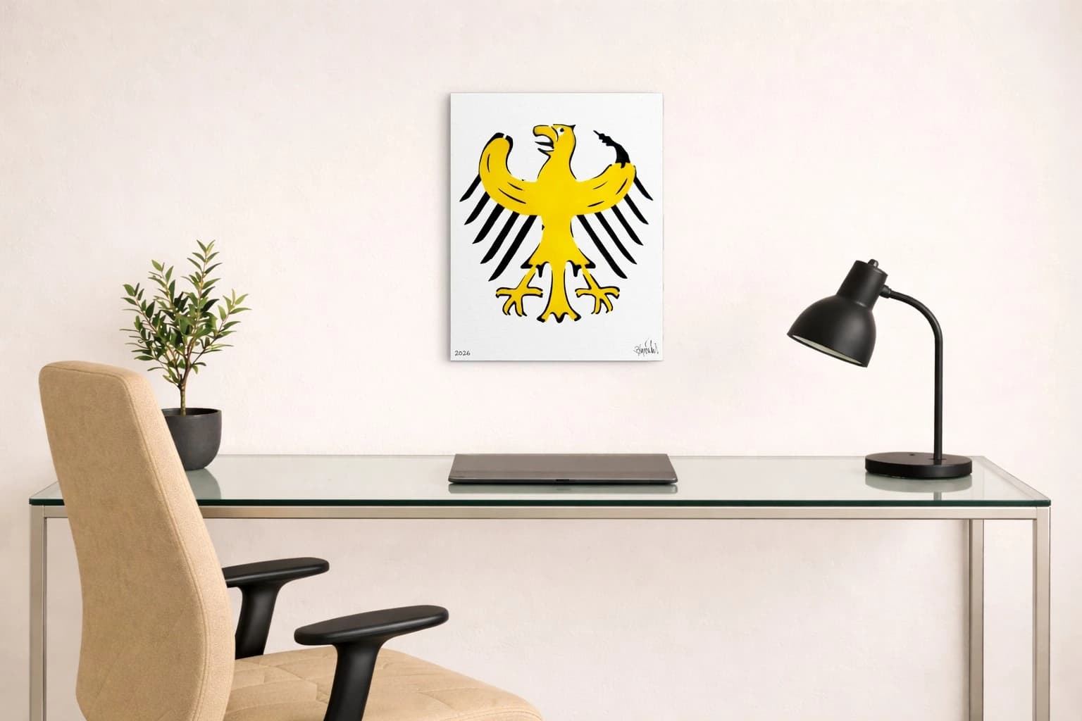 Gelber Adler mit schwarzen Flügeln auf weißem Hintergrund, unten links 2026 und unten rechts Signatur, als Kunstwerk an der Wand eines Raumes.