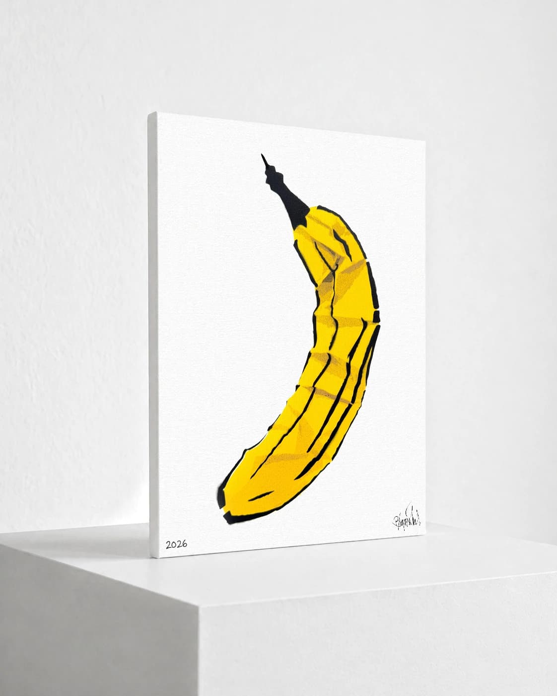 Eine gebogene gelbe Banane mit schwarzen Konturen und Schattierungen auf weißem Grund.