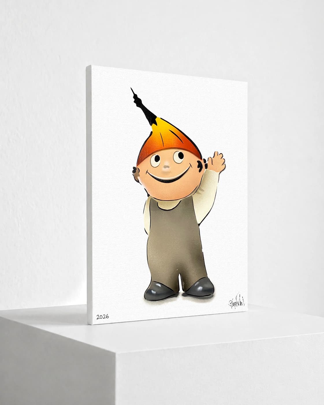 Cartoonfigur mit orangefarbener Zipfelmütze winkt vor weißem Hintergrund, unten steht 2026.
